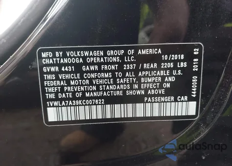 2019 Volkswagen Passat 2.0T Wolfsburg Edition z USA, uszkodzony, nr VIN 1VWLA7A39KC007622